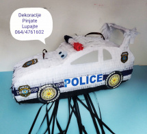 Policijski auto pinjata