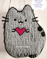 Pusheen cat pinjata